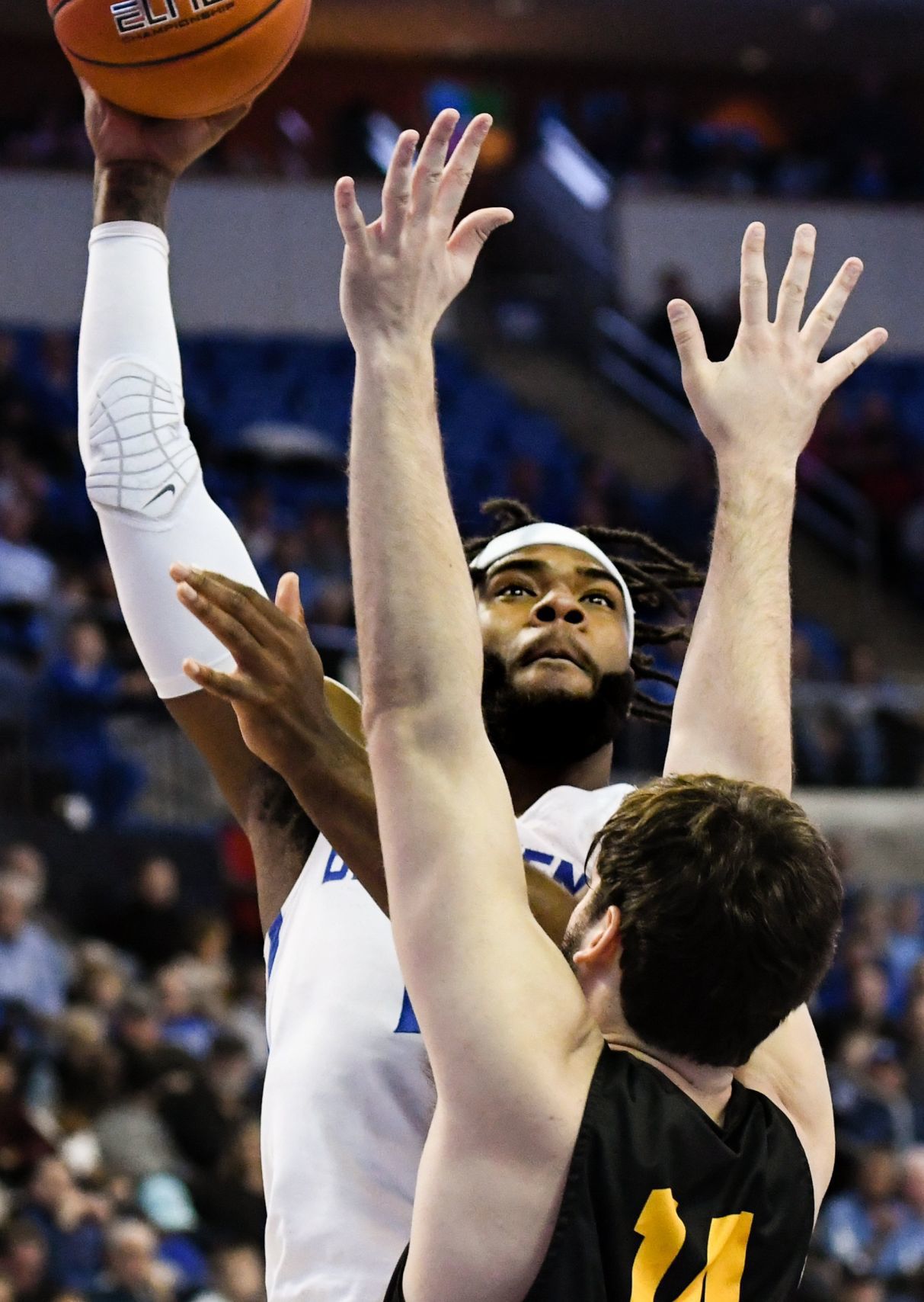 Billikens vs Mountaineers
